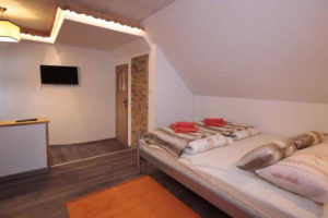 POKOJE AGATA - APARTAMENT DOMEK