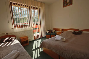 APARTAMENTY DOMKI POKOJE KARCZMA - BACA