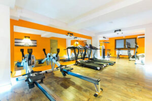 APARTAMENTY & POKOJE WERONIKA INN PORONIN Z BASENEM KRYTYM BLISKO WYCIĄGU SUCHE PORONIN