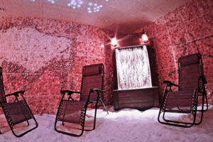 WILLA MODRZEWIOWY DWÓR BASEN KRYTY & GROTA SOLNA