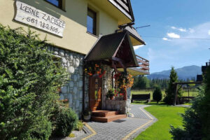 POKOJE GOŚCINNE LEŚNE ZACISZE Z WIDOKIEM NA TATRY