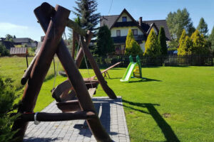 POKOJE GOŚCINNE LEŚNE ZACISZE Z WIDOKIEM NA TATRY