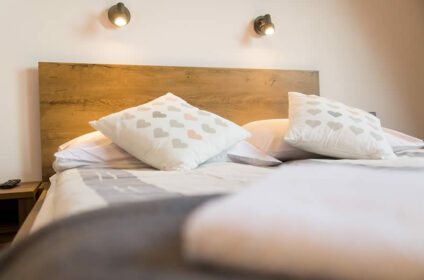 POKOJE KAROLINA PORONIN