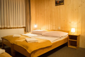 POKOJE KAROLINA PORONIN