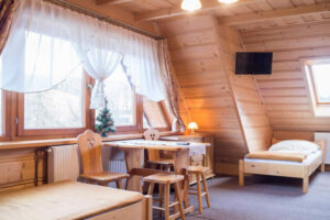 POKOJE KAROLINA PORONIN