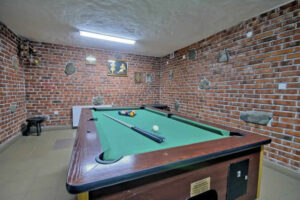 DOMKI & POKOJE GROŃ PLACÓWKA W GÓRACH