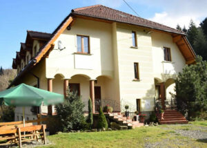 POKOJE NAD WODOSPADEM BESKID ŻYWIECKI