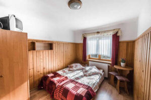 POKOJE PASTERNIK Z WIDOKIEM NA GÓRY