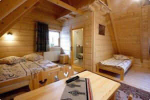 POKOJE PASTERNIK Z WIDOKIEM NA GÓRY