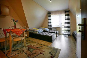 POKOJE U JANINY BLISKO WYCIĄG ZAWOJA