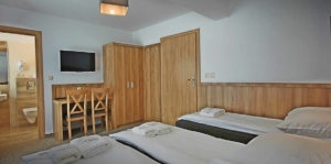 KOMFORTOWE POKOJE CIEPLICÓWKA PRZY BASENACH I GORĄCYM POTOKU