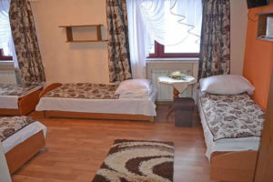 POKOJE POD TATRAMI Z BASENEM