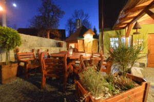 APARTAMENTY & POKOJE ELENA SZKLARSKA PORĘBA