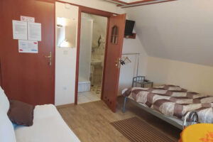 POKOJE ARENDA NAD JEZIOREM CZORSZTYŃSKIM NIEDZICA