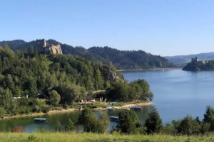 POKOJE ARENDA NAD JEZIOREM CZORSZTYŃSKIM NIEDZICA