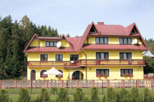 POKOJE ARENDA NAD JEZIOREM CZORSZTYŃSKIM NIEDZICA