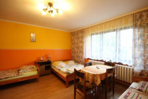 POKOJE ARENDA NAD JEZIOREM CZORSZTYŃSKIM NIEDZICA