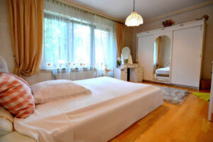 FAJNE APARTAMENT & POKOJE POD LIPĄ W GÓRACH