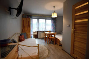 FAJNE APARTAMENT & POKOJE POD LIPĄ W GÓRACH