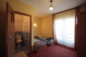 GÓRSKI OŚRODEK SZKOLENIOWO-WCZASOWY W TATRACH