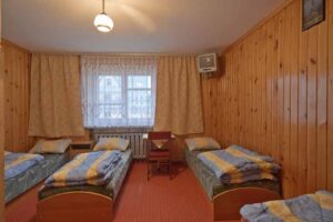 GÓRSKI OŚRODEK SZKOLENIOWO-WCZASOWY W TATRACH