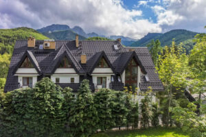 APARTAMENTY I POKOJE HALKA I HALSZKA ZAKOPANE TATRY