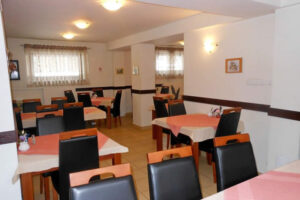 APARTAMENTY I POKOJE HALKA I HALSZKA ZAKOPANE TATRY