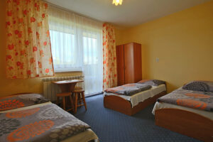 WYPOCZYNEK U ZBÓJNIKA POKOJE Z WIDOKIEM TATRY